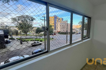 Apartamento com 3 dormitórios para alugar, 71 m² por R$ 2.300/