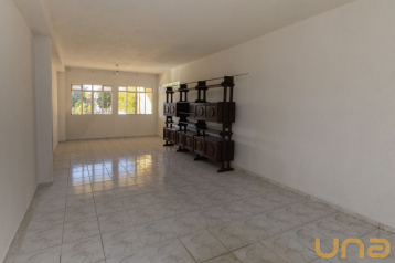 Casa em SANTA FELICIDADE com 206,23 m²