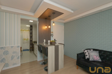 Apartamento em SANTA FELICIDADE com 61,97m²