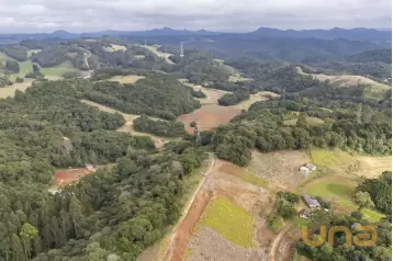 Chácara em Campo Magro com 24.200 m²