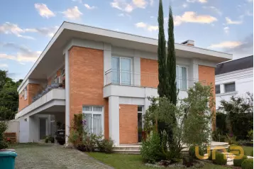 Casa com 498m² no Alphaville