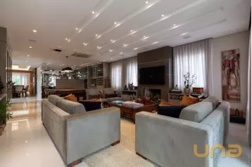 Casa com 498m² no Alphaville