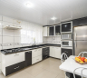 Casa com três quartos no Boa Vista