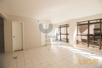 Loja Térrea 153m² na esquina da Marechal Deodoro com João Negr