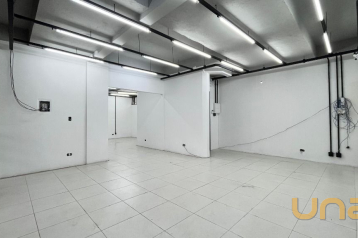 Loja para alugar, 58 m² por R$ 4.050,00/mês - Centro - Curitib