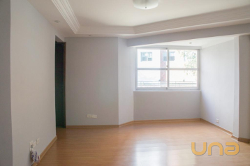 Apartamento com 3 dormitórios para alugar, 72 m² por R$ 2.400,