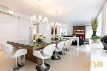 Casa com 600m² no Alphaville Graciosa