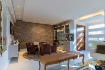 Casa com 414m² no Alphaville Graciosa