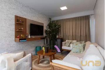 Casa com 414m² no Alphaville Graciosa