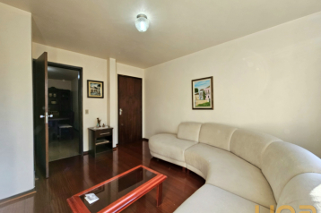 Apartamento com 3 dormitórios à venda com 92,17m² no Ed. José 