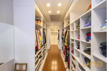 Apartamento Alto Padrão à Venda – Edifício Four Seasons, Ecovi