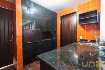 Casa no Vista Alegre de 600,00 m²  - 04976.001-RZ