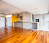 Apartamento a venda, com 3 Quartos no Água Verde - Edifício Bl