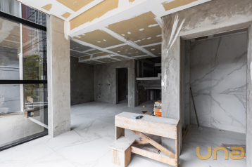 Casa no Alto da Glória de 463,81 m²  - 04981.001-RZ