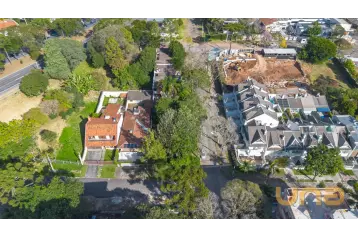 Terreno a venda no hugo Lange com 526m²