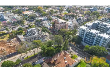 Terreno a venda no hugo Lange com 526m²