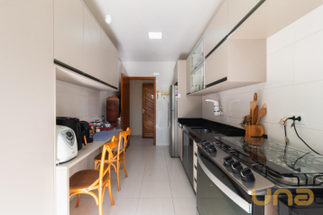 APARTAMENTO COM 03 QUARTOS - ÁREA TOTAL 177,23m² - SANTA CÂNDI