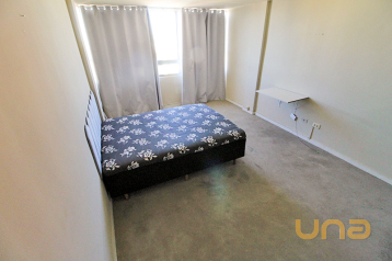 Imobiliária Cilar Aluga Kitnet no Centro com 31,34m², Ref. 076