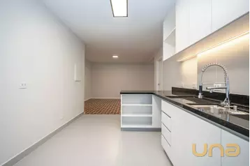 Apartamento à venda no Centro