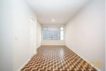 Apartamento à venda no Centro