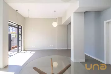 Loja à venda no Alto da XV com 46m²