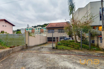 Casa com 3 dormitórios semimobiliada para alugar, 153 m² por R