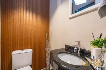 Sobrado em Condomínio com 1 suíte