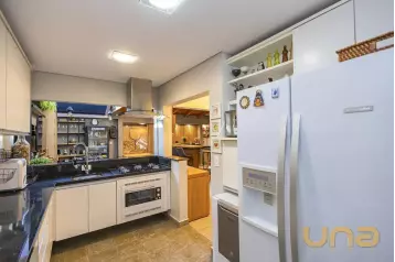 Sobrado em Condomínio com 1 suíte