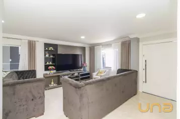 Casa no Campo Comprido com 4 quartos