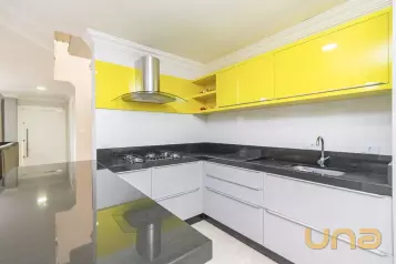 Casa no Campo Comprido com 4 quartos