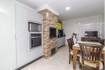 Casa no Campo Comprido com 4 quartos