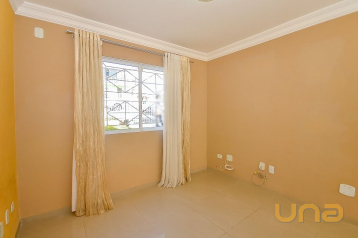 Sobrado com 3 dormitórios para alugar, 125 m² por R$ 3.000/mês