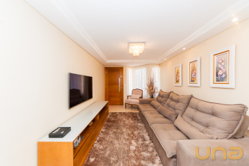 Sobrado no BUTIATUVINHA com 120m²