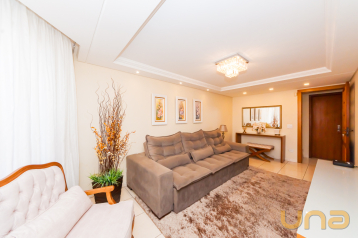 Sobrado no BUTIATUVINHA com 120m²