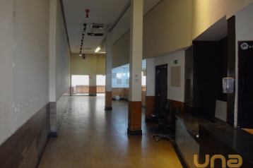 Loja no CENTRO de 623,00 m²  - 08224.001-FT