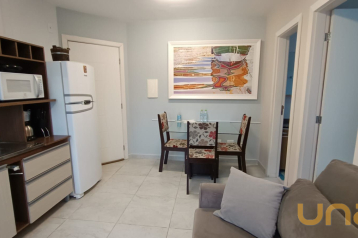 Apartamento com 1 dormitório à venda, 27 m² por R$ 265.000,00 