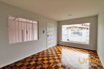 Imobiliária Cilar Aluga Casa 3 Quartos no Capão da Imbuia com 