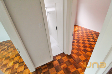 Imobiliária Cilar Aluga Casa 3 Quartos no Capão da Imbuia com 