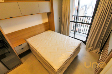 Imobiliária Cilar Aluga Studio no Centro com 28m², Ref. 07565.