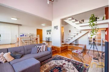 Sobrado à venda no Guaíra 