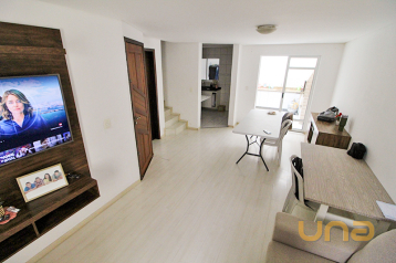 Imobiliária Cilar Vende Sobrado 3 Quartos no Xaxim com 120,40m