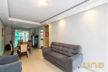 Sobrado 3 quartos no Campo Comprido