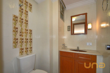 Apartamento com 3 dormitórios para alugar, 122 m² por R$ 3.000