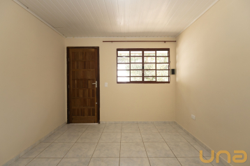 Casa na CIDADE INDUSTRIAL com 45m²