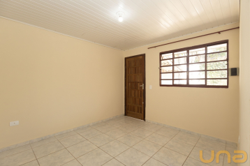 Casa na CIDADE INDUSTRIAL com 45m²