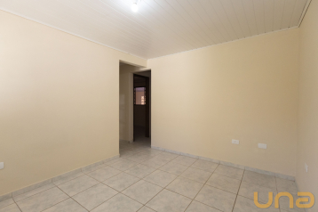 Casa na CIDADE INDUSTRIAL com 45m²