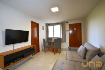 Apartamento com 3 dormitórios à venda, 51 m² por R$ 295.000,00