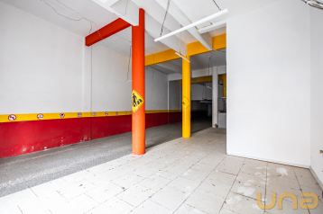 Loja em vão livre para alugar no Centro com 256m²