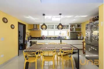 Casa no Campo Comprido de 191,19 m² com 3 quartos  - BG0320300