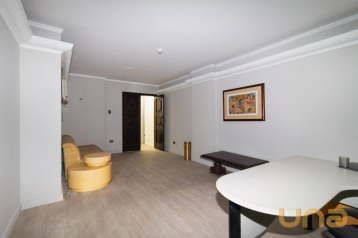 Sala/Conjunto Comercial no Centro de 80,40 m²  - 04102.006-RZ